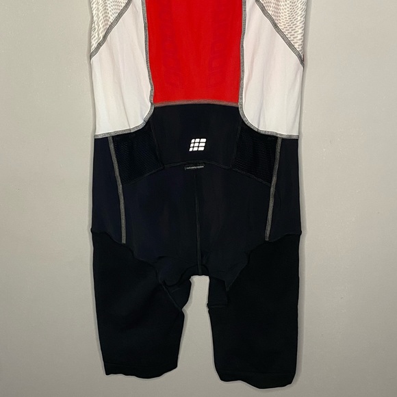 Women’s CEP Dynamic +Triathlon Compression Skinsuit Sz V (XL) NWT Black/Red NWT - Picture 5 of 14